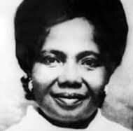 Docia Angelina Naki Kisseih (Docia Kisseih)  became the first Ghanaian Chief Nursing Officer to take over from the British Colonial government in 1961.